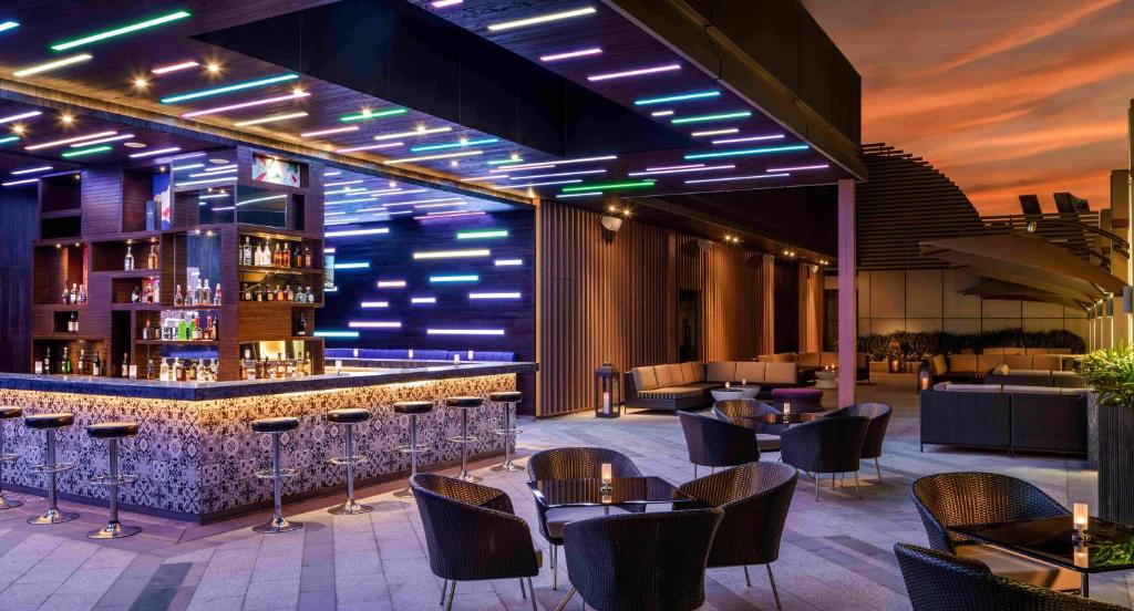 Pub/Lounge