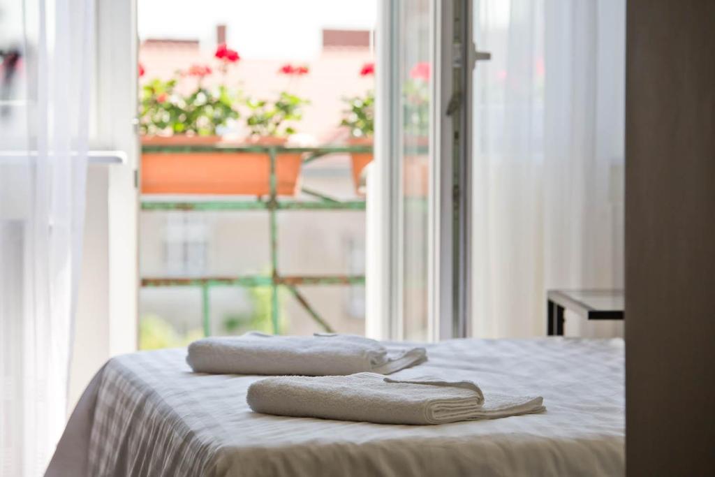 R&B APARTMENTS POZNAN photo