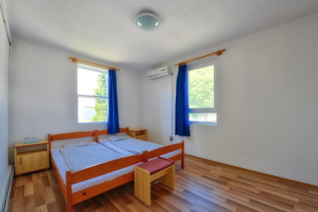 Oliver Inn photo