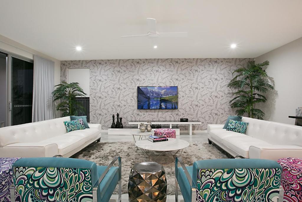 Palm Springs - Sophisticated Luxury photo