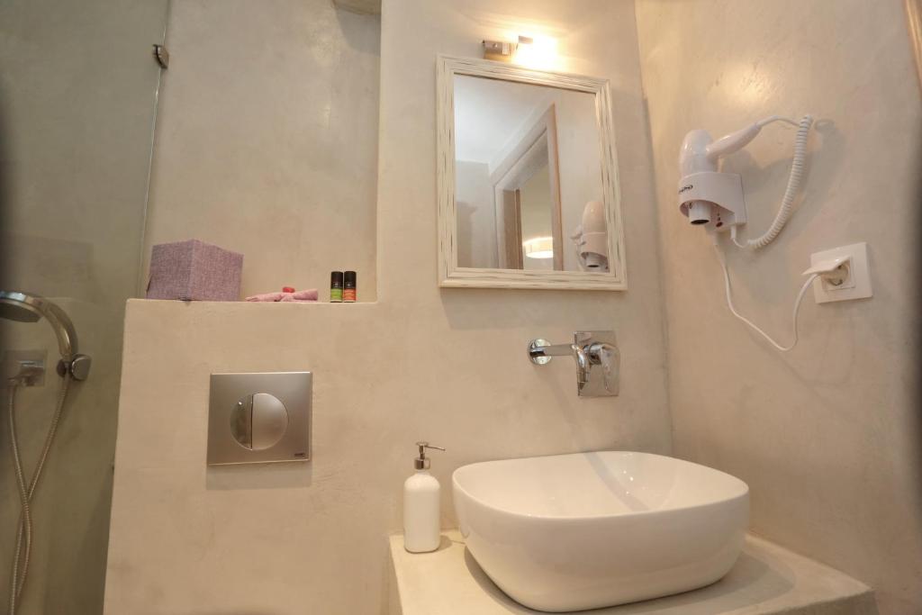 Dionisos Resort photo