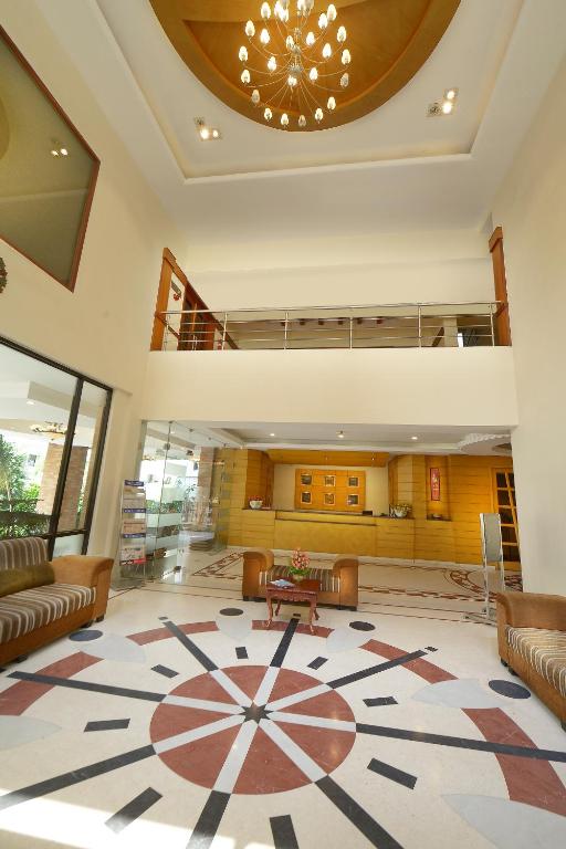 Plaza Inn Business Hotel photo
