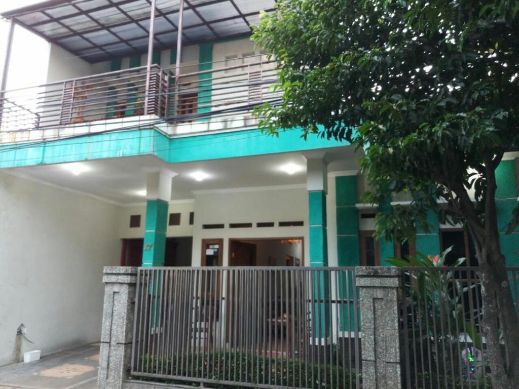 Seventeen homestay — Hotel in Bandung
