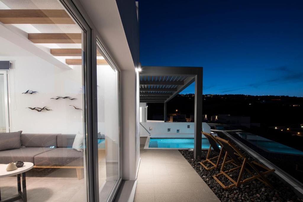 Valery Suites photo