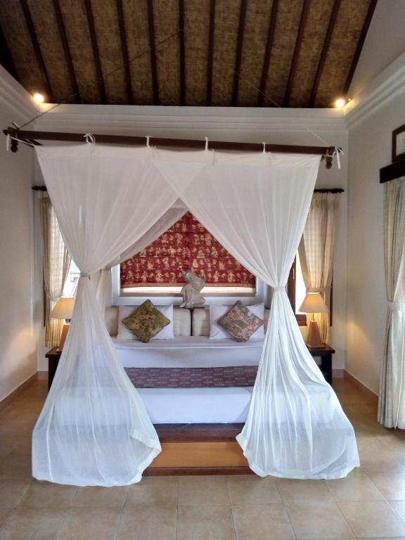 Ubud Lestari Bungalows photo