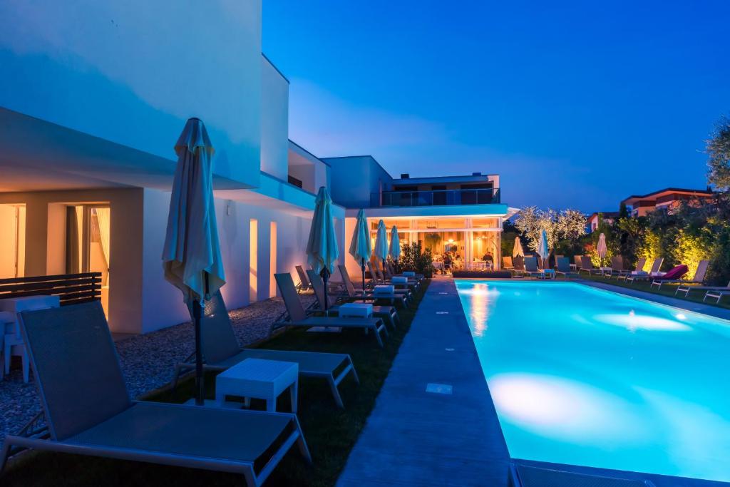 Hotel Maximilian photo