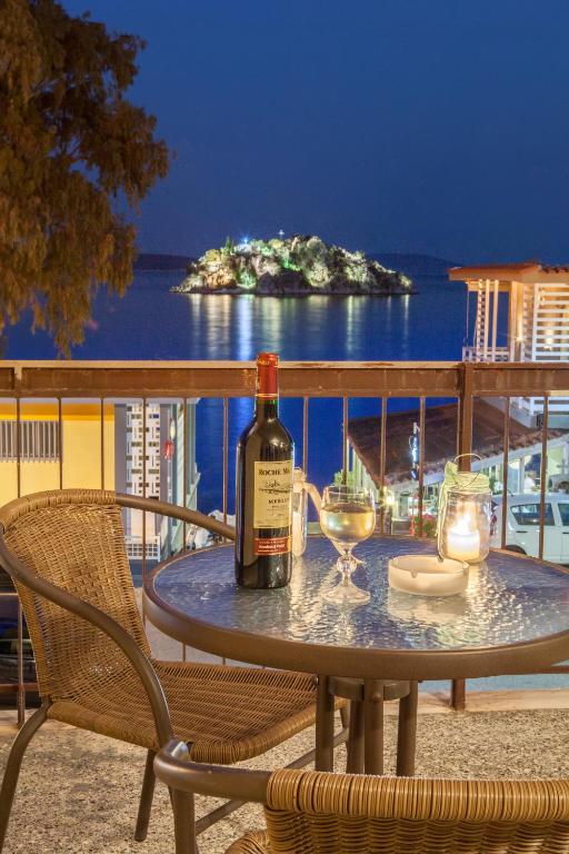 Stella Rooms — Hotel in Tolo