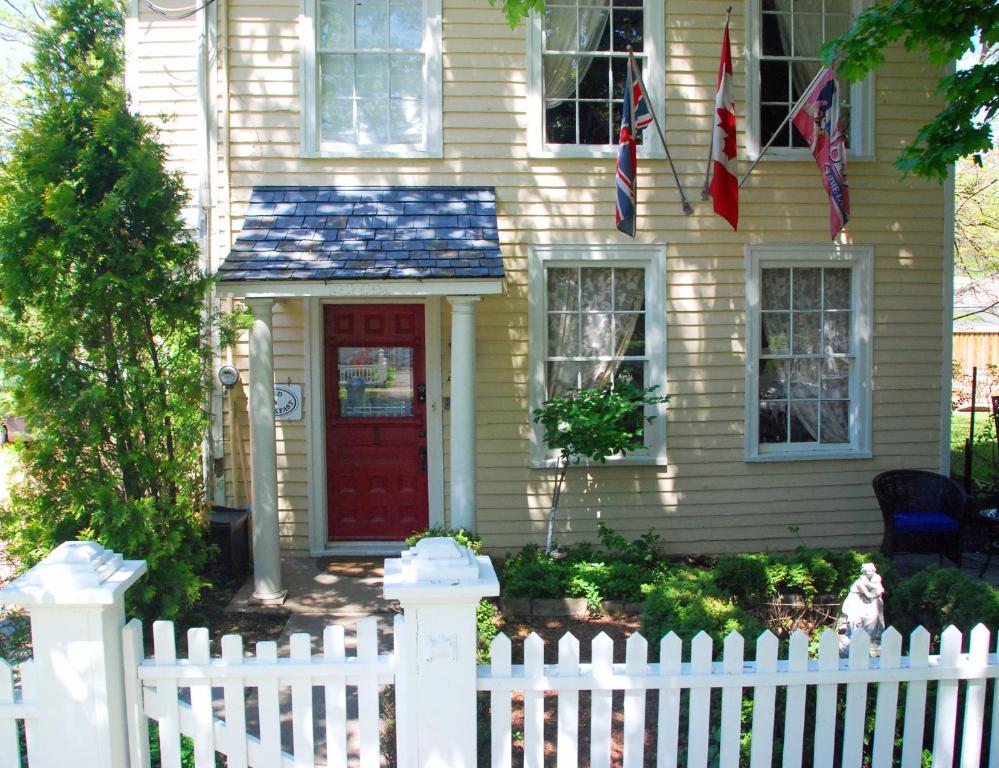Apple Tree Historic B&amp;B — Hotel in Niagara On The Lake (ON)