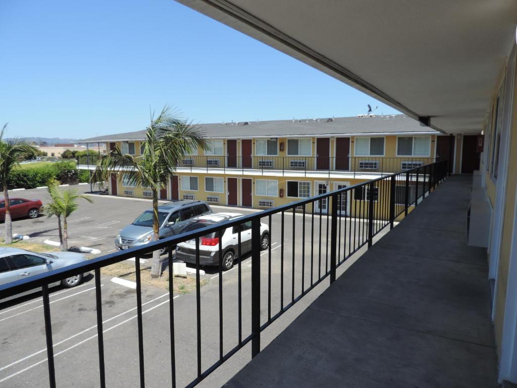 Lotus of Lompoc - A Great Hospitality Inn photo