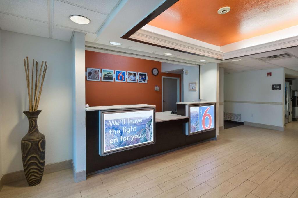 Motel 6-Hillsboro, TX photo