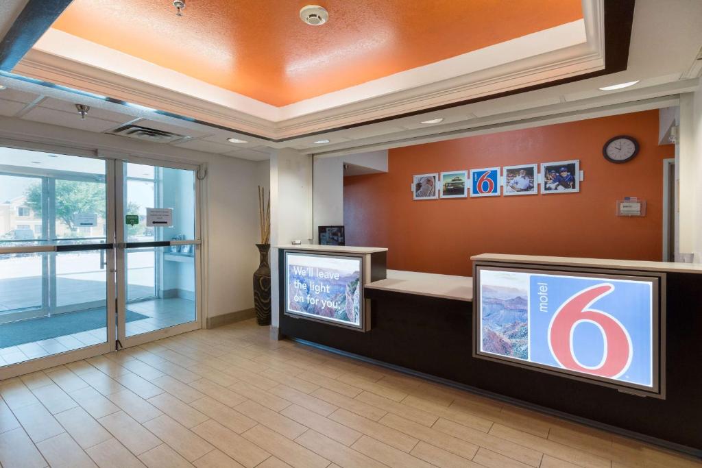 Motel 6-Hillsboro, TX photo