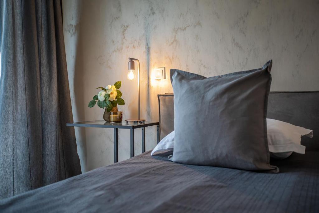 Cosmopolit Booking — Hotel in Brasov