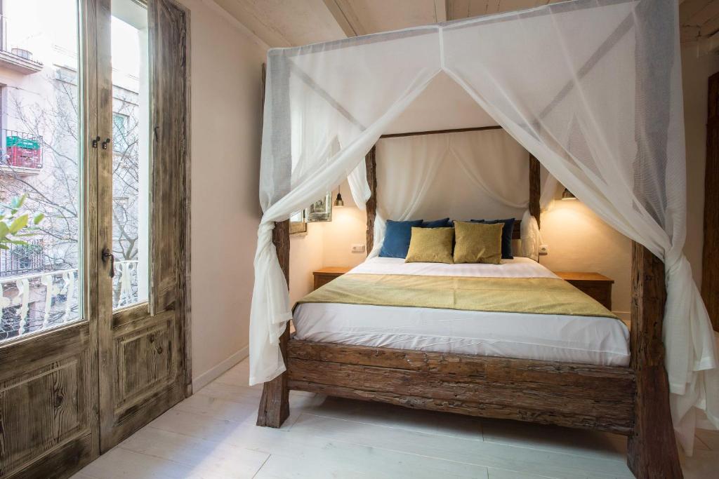 La Bodega Suites — Hotel in Barcelona