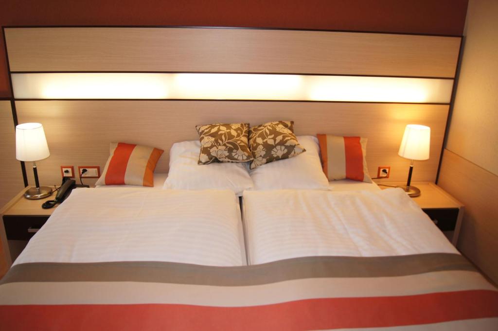 Hotel Lacotel - 2