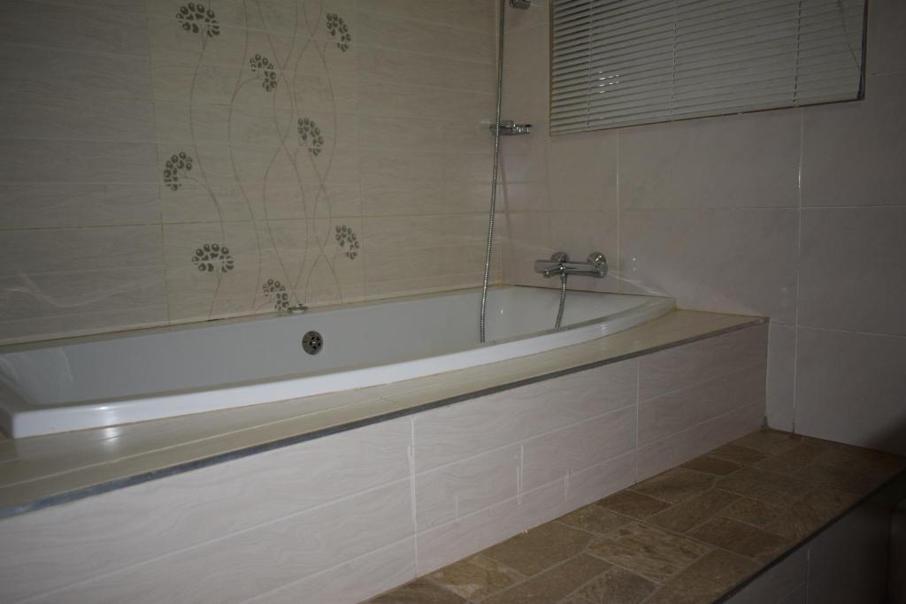 Grey Oak Holiday House photo