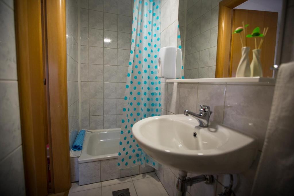 Cilin Cemer photo