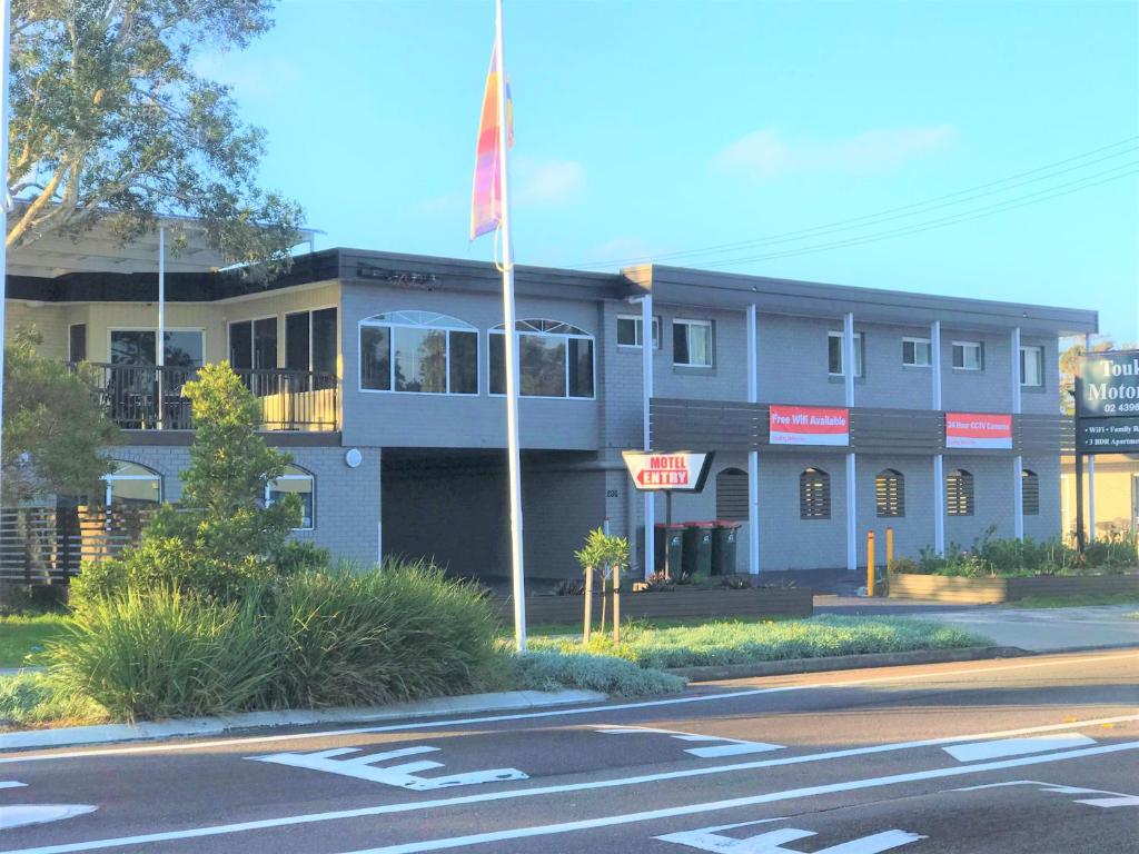 Toukley Motor Inn photo