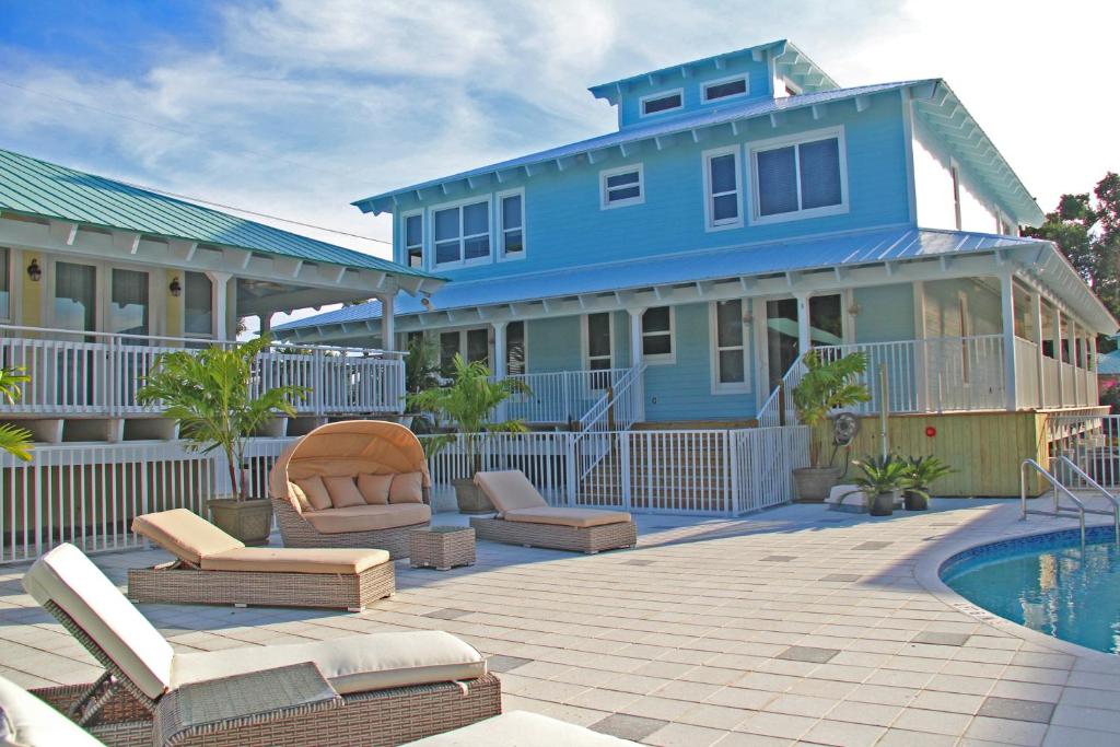 Dolphin Point Villas photo