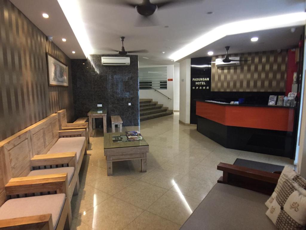 Lobby, Padungan Hotel in Kuching