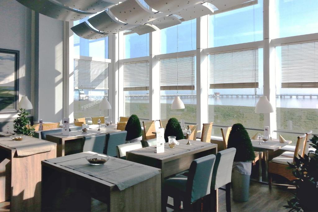 Nordseehotel Wilhelmshaven — Hotel in Wilhelmshaven