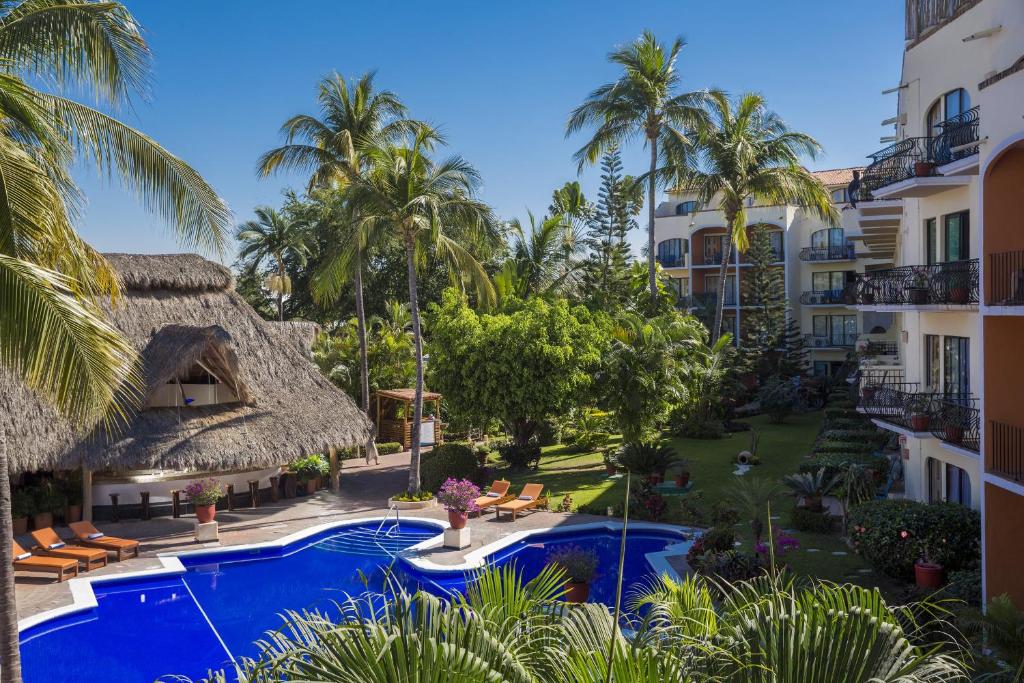 Flamingo Vallarta Hotel & Marina - 2