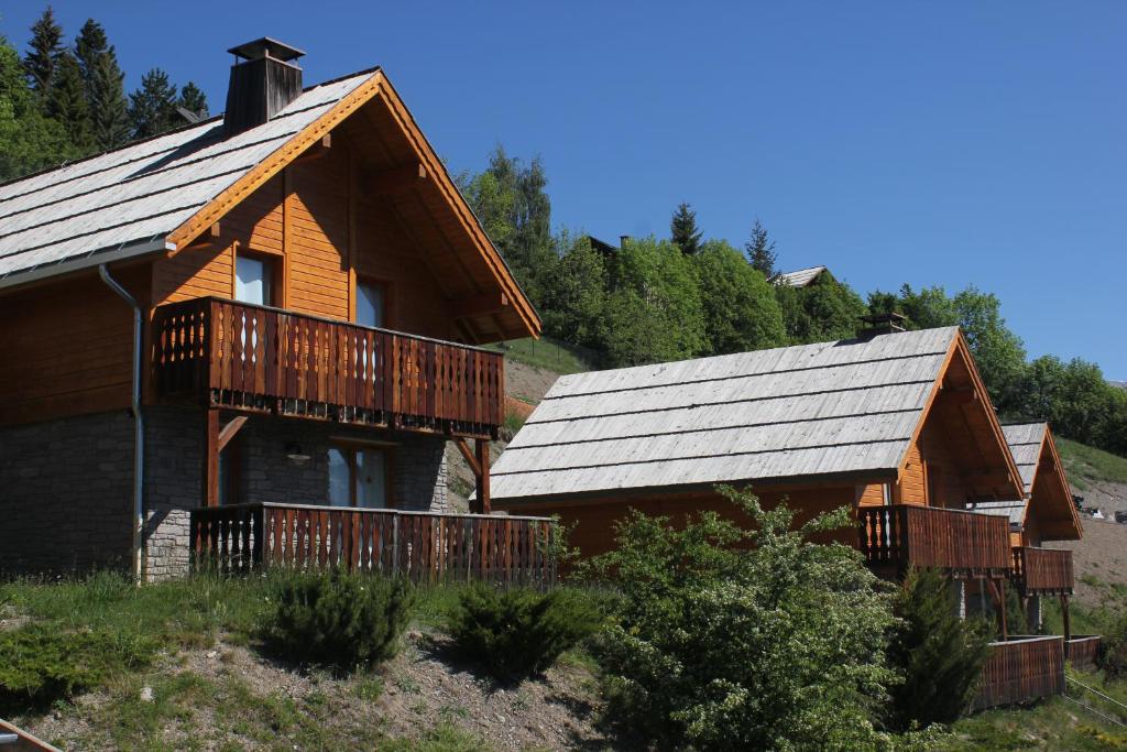 Chalets de Praroustan by Actisource - 5