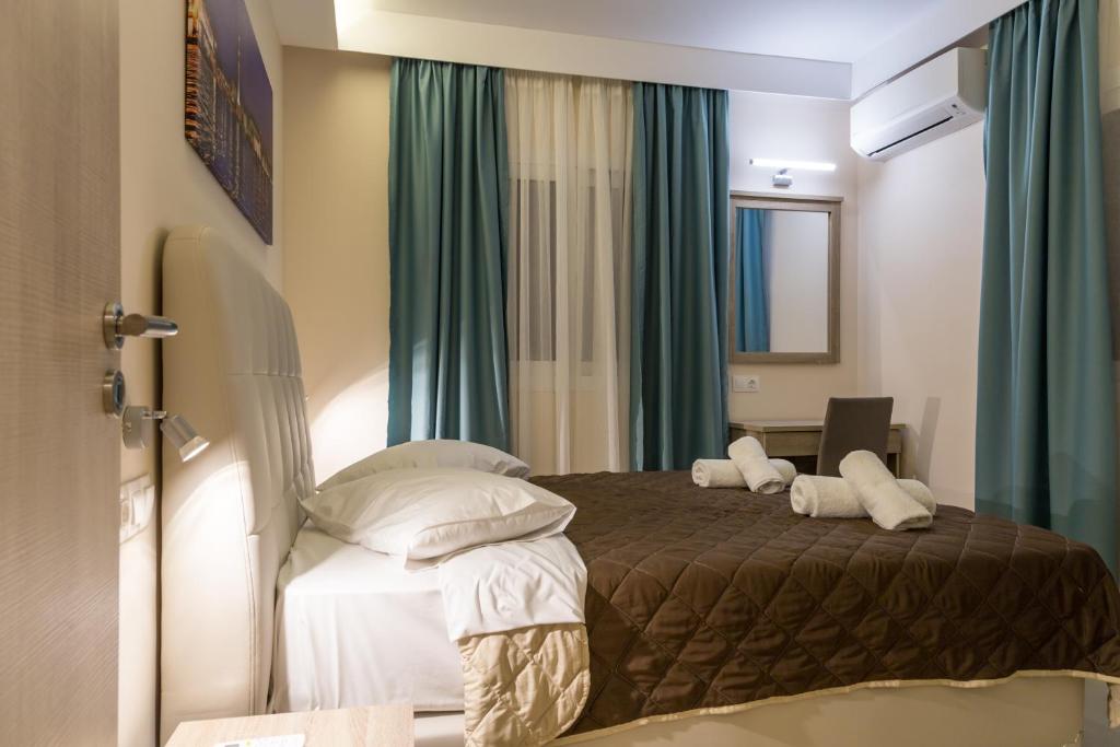 Laura Beach House — Hotel rooms in Alykes, Ionian Islands