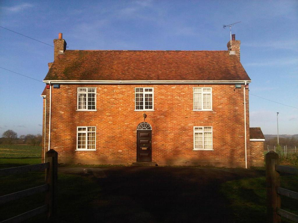 Plumpton House