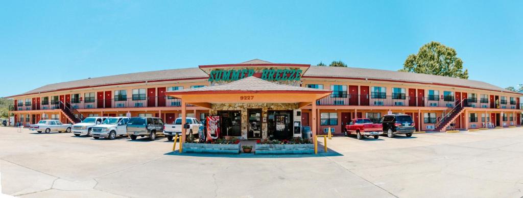 Summer Breeze Motel photo