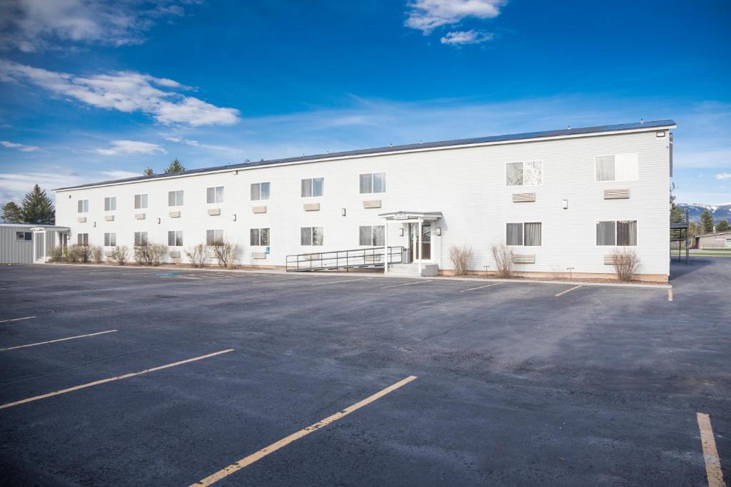 Teton West Motel photo