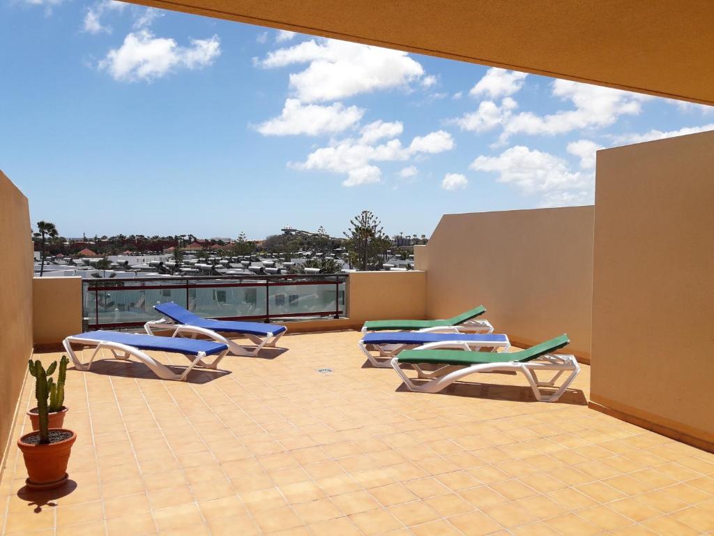 Big and Bright Apartment La Oliva book your hotel with ViaMichelin