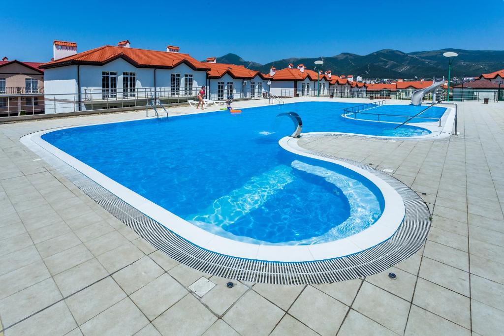 отель кабардинка геленджик. гостиница коzмос кабардинка. 25. отели кабардинки с бассейном у моря. геленджик кабардинка мини отель платан.