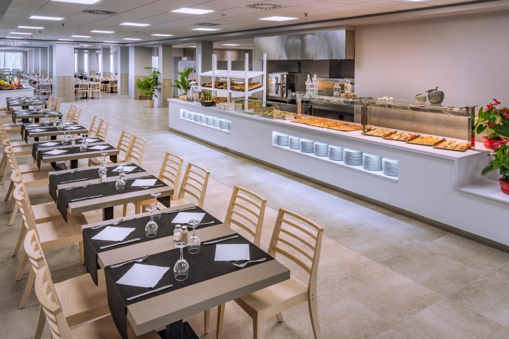 Hotel Sorra Daurada Splash — Malgrat de Mar, Catalonia