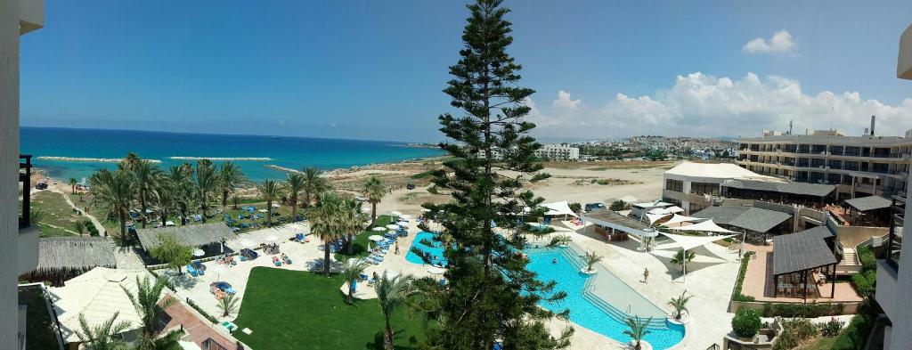 Venus Beach Hotel Photo 3