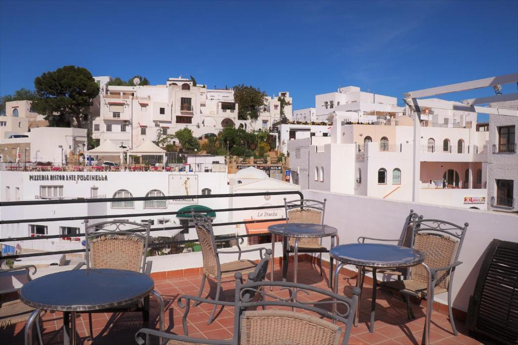 Hostal Arco Plaza — Hotel in Mojacar