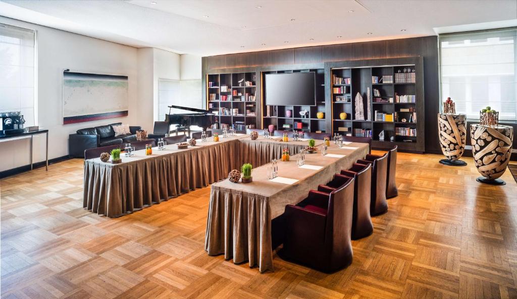 Meeting room / ballrooms