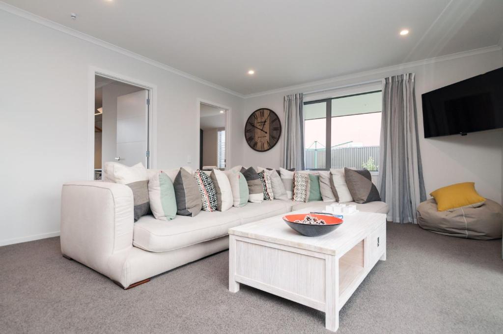 Luxury Rata Apartment - A photo
