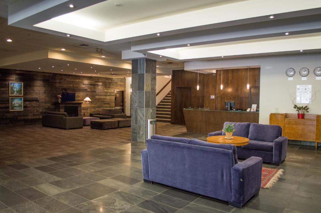 Sea to Sky Hotel and Conference Centre photo