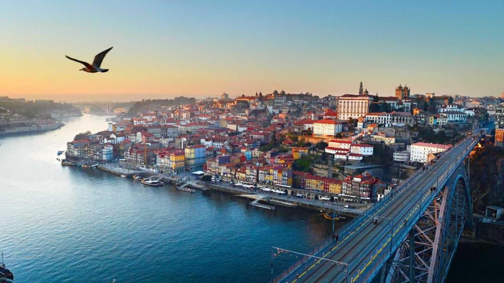 Porto Essence photo