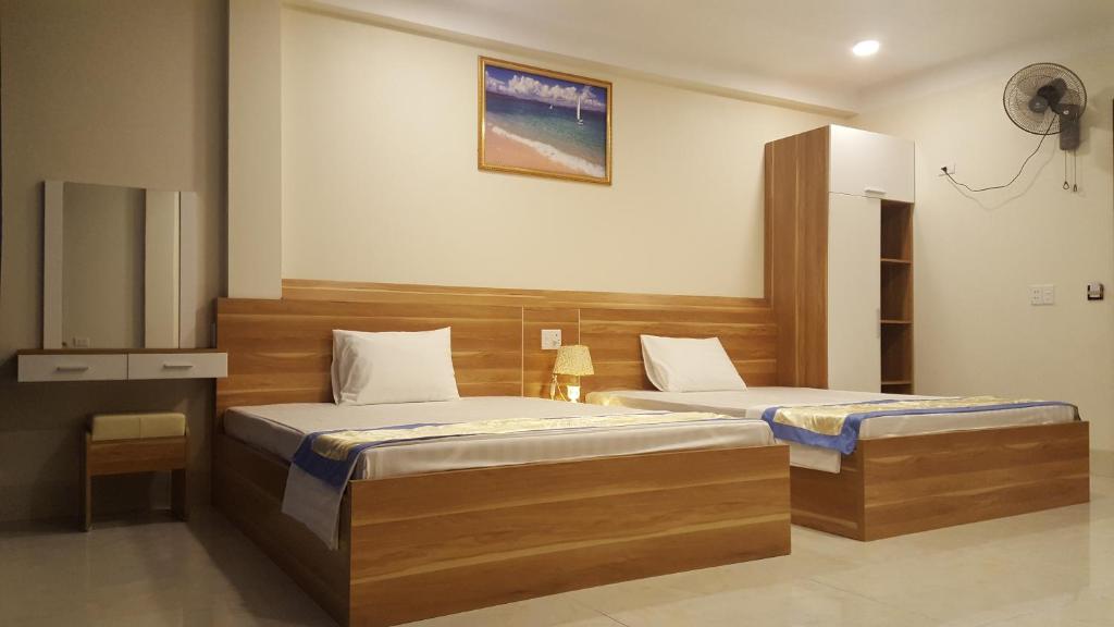 Sky Hotel, Hạ Long