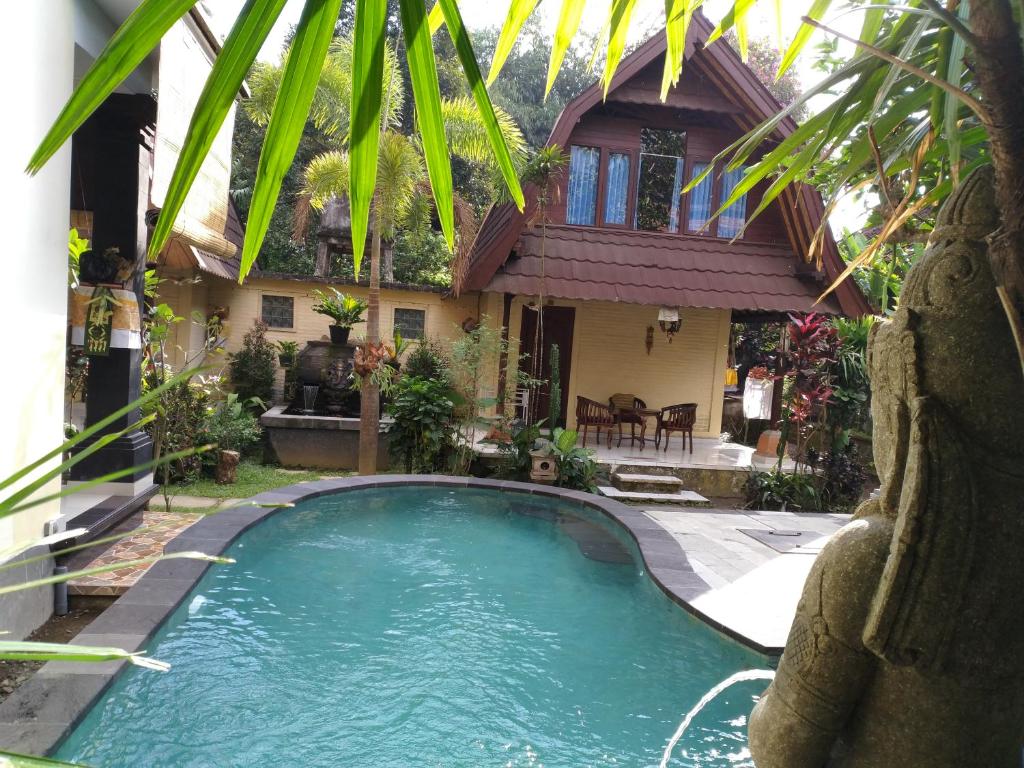 Pondok Bambu Guest House