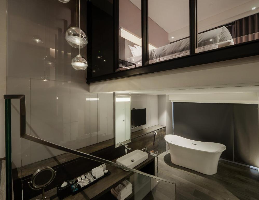 Kaohsiung Starhaus Hotel Additional