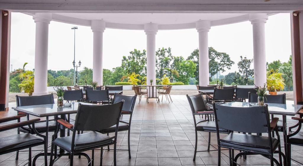 Johor Bahru Ponderosa Golf & Country Resort Additional