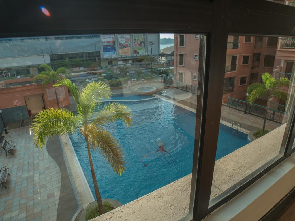 KK Vacation Apartments @ Marina Court Resort Condominium