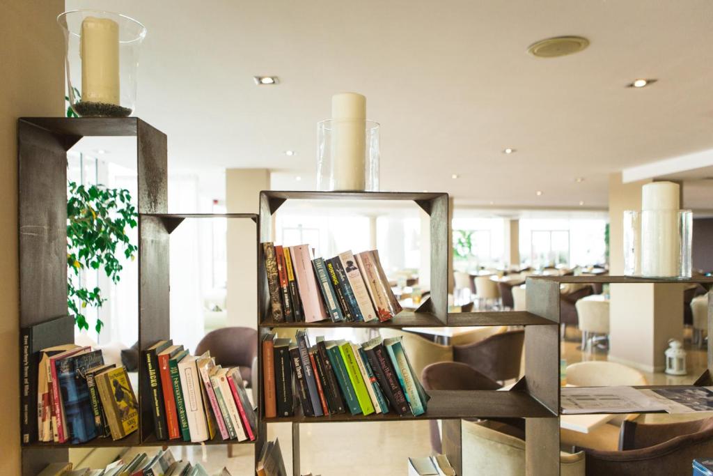 Sentido Fido Punta del Mar Hotel & Spa - Adults Only — Santa Ponca, Balearic Islands