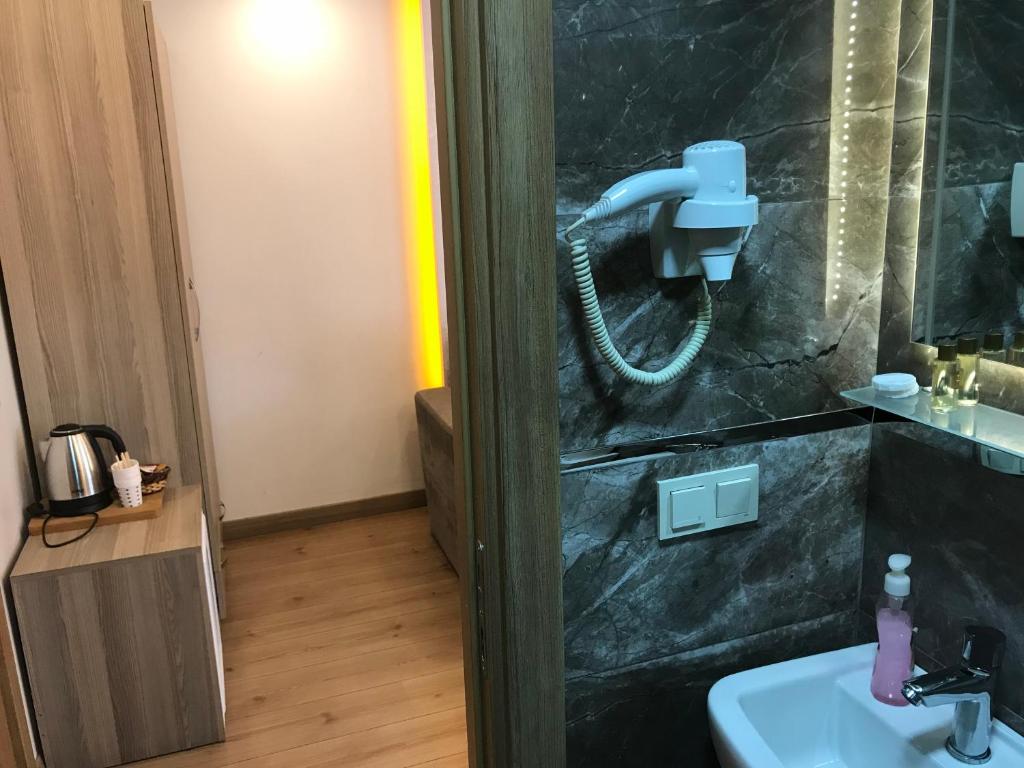 Harbour Suites Old City photo