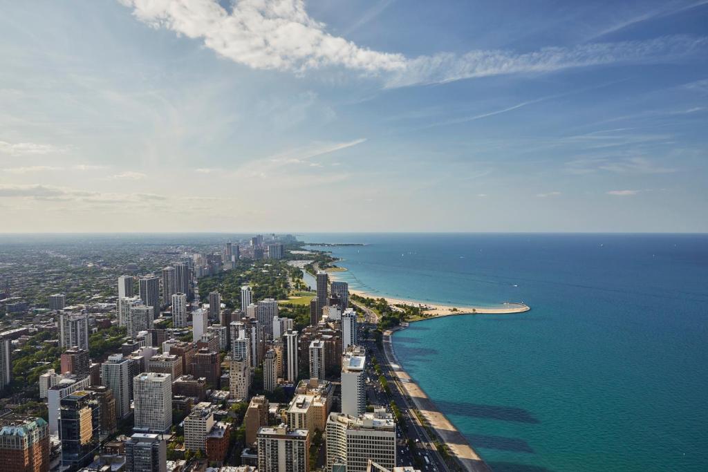 Four Seasons Hotel Chicago Photo 20