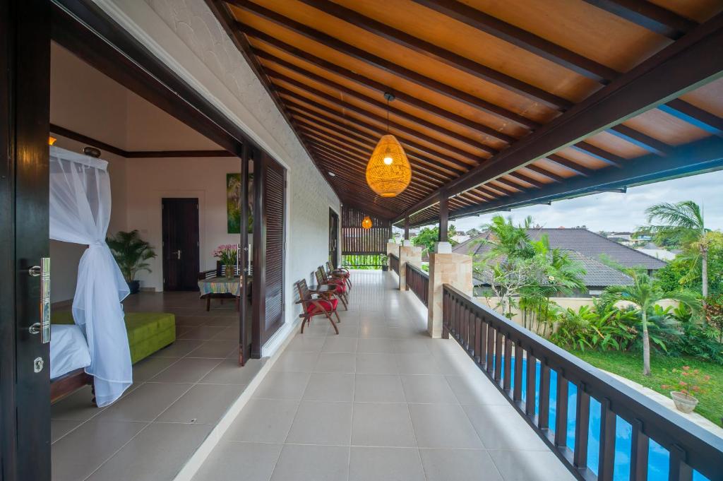 Spacious 4BR Villa - Casa Priya Seminyak 전경