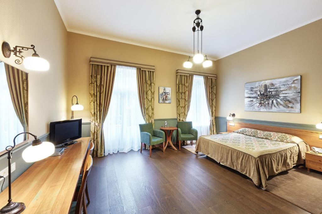 Frapolli Hotel