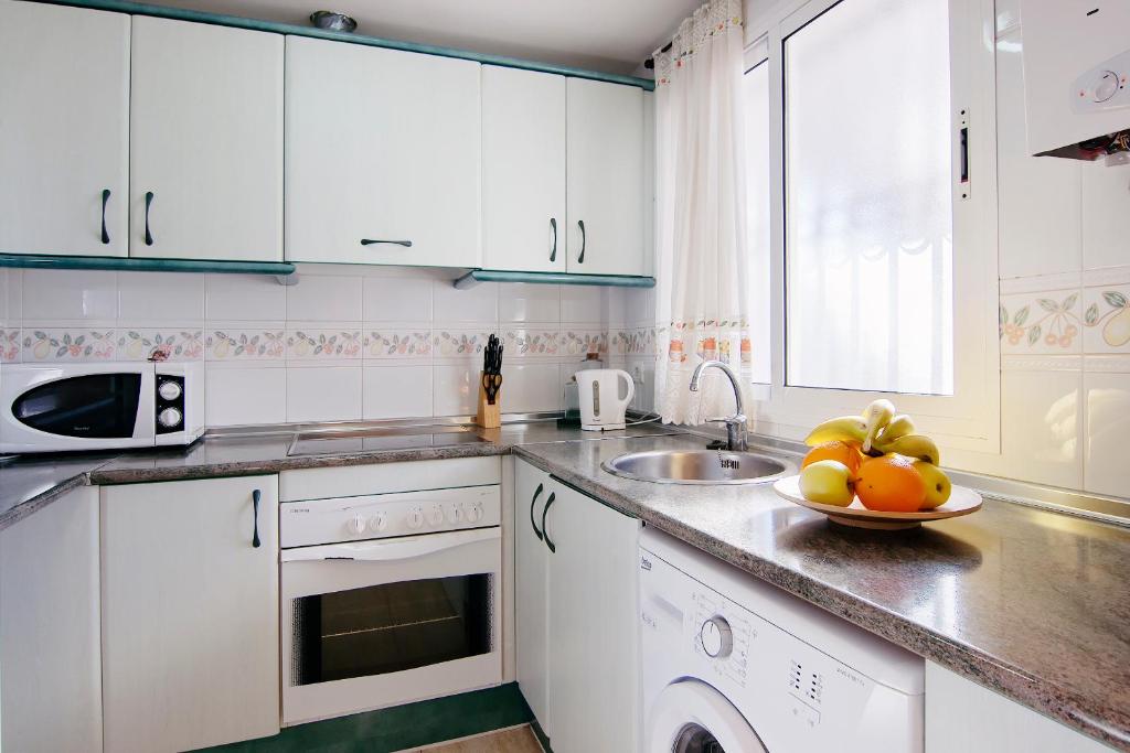 Apartamento Nadales a 100 Metros De La Playa - 4